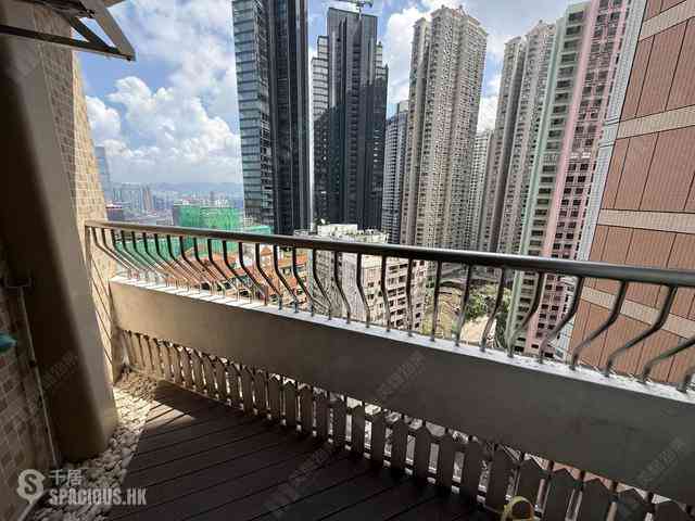 Mid Levels West - Scenic Heights 08