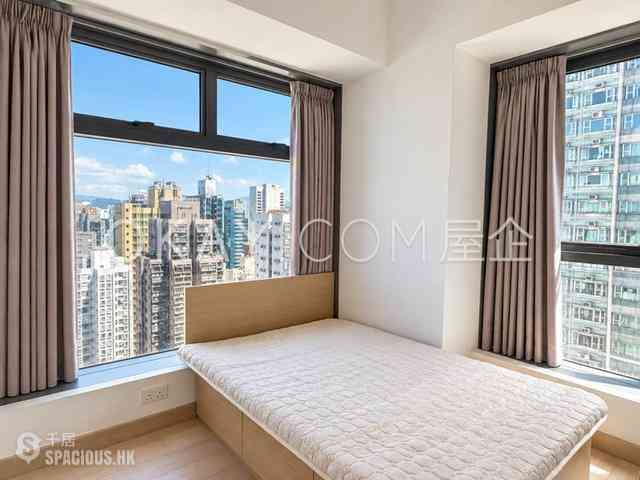 Sai Ying Pun - High Park 99 07