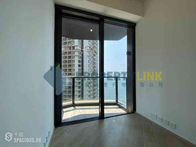 Kennedy Town - Kennedy Bay 03