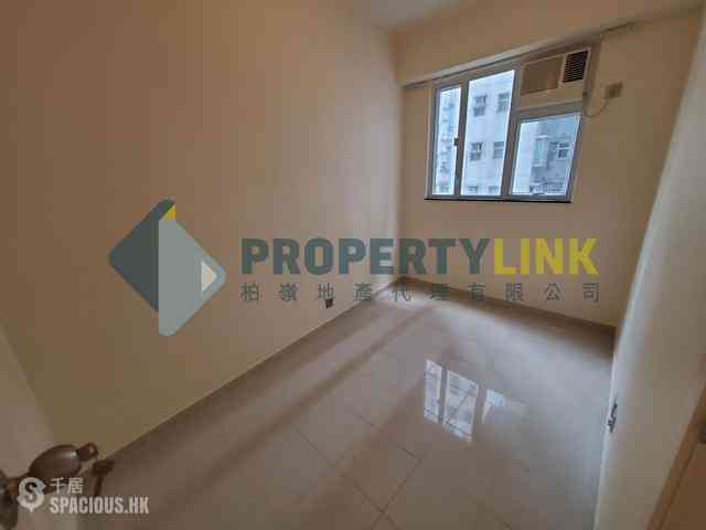 Mid Levels West - Bonanza Court 05