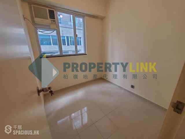 Mid Levels West - Bonanza Court 06
