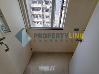 Mid Levels West - Bonanza Court 09