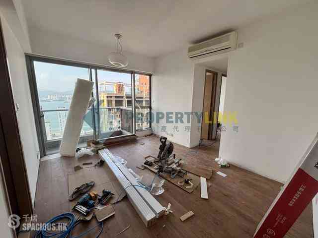 Sai Ying Pun - Island Crest 03