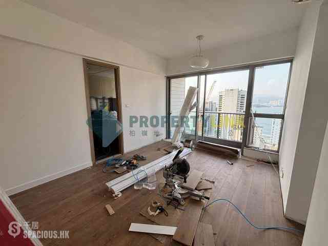 Sai Ying Pun - Island Crest 04