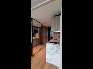 Mid Levels Central - Gramercy 05