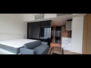 Mid Levels Central - Gramercy 06