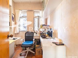 Mid Levels Central - Jing Tai Garden Mansion 08