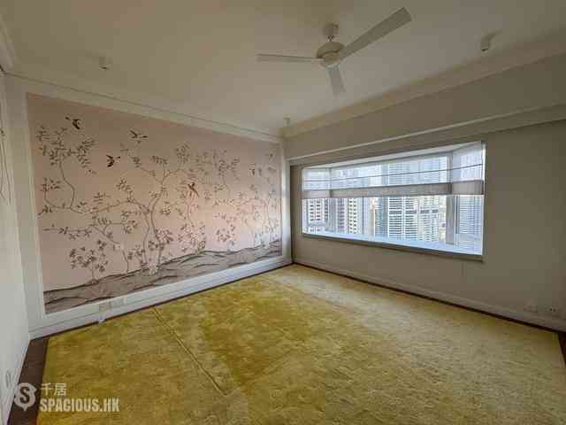 Mid Levels East - Bowen Place 06