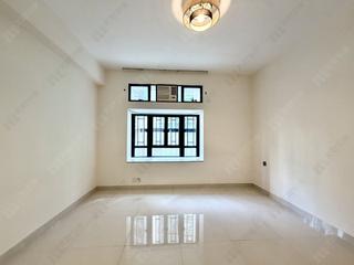 Mid Levels West - Scenic Heights Block 2 04