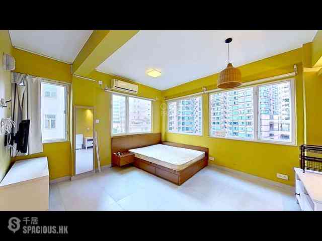 Sheung Wan - 40, Queen's Road West 03