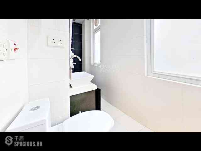 Sheung Wan - 40, Queen's Road West 09