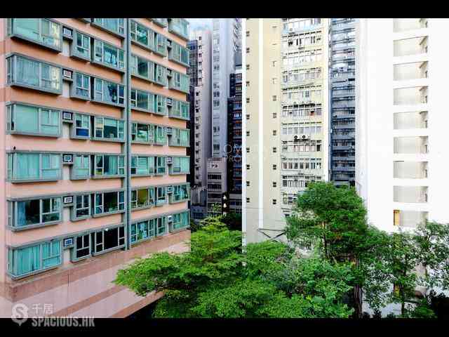 Sheung Wan - 40, Queen's Road West 23