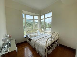 The Peak - The Mount Austin 02