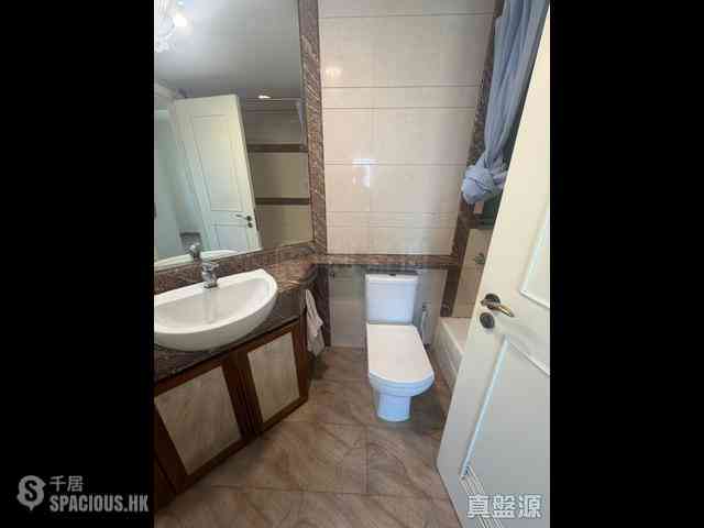 Tsim Sha Tsui - The Victoria Towers 04