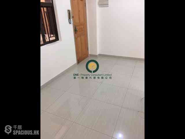 Sai Ying Pun - 119-121B, Second Street 02