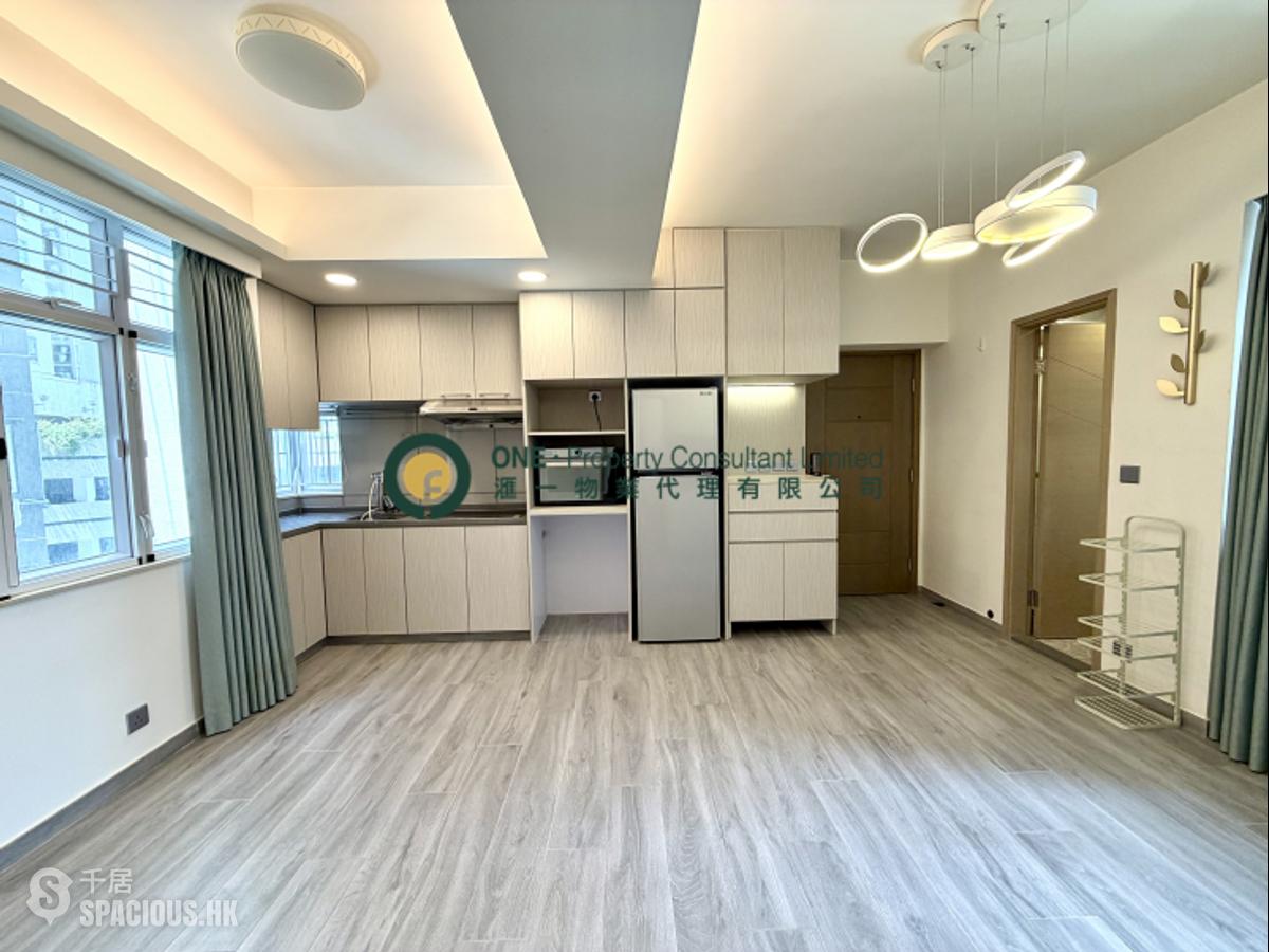 Mid Levels Central - Woodland Court 01