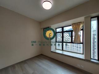 Kennedy Town - Wai Wah Court 09