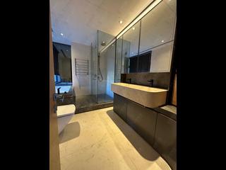 Mid Levels Central - Arezzo 22