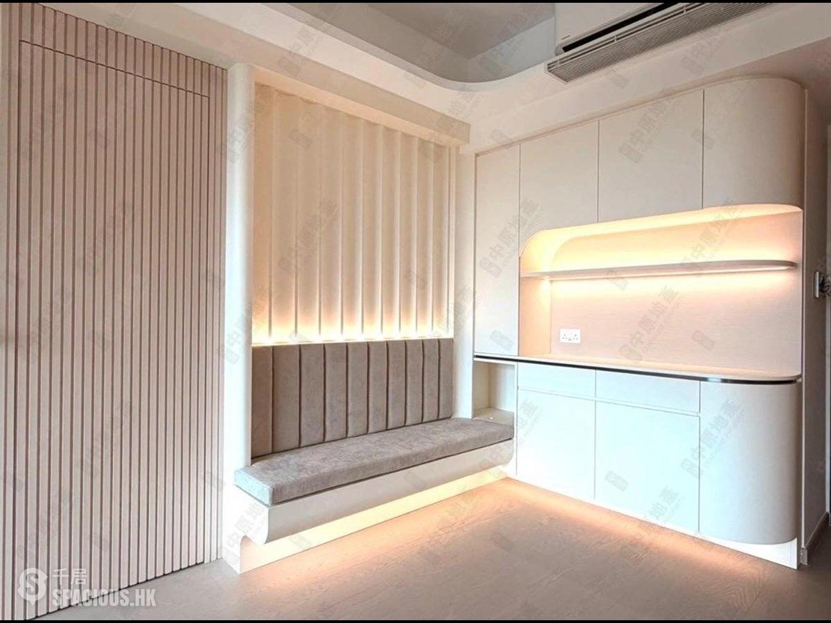 Wong Chuk Hang - The Southside Phase 3C Blue Coast II Tower 5 01