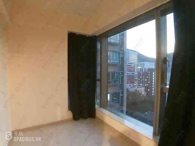 Sai Ying Pun - King's Hill 02