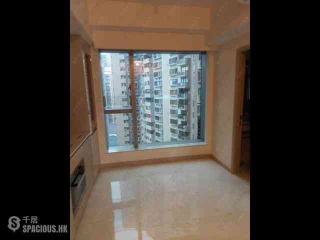Sai Ying Pun - King's Hill 04