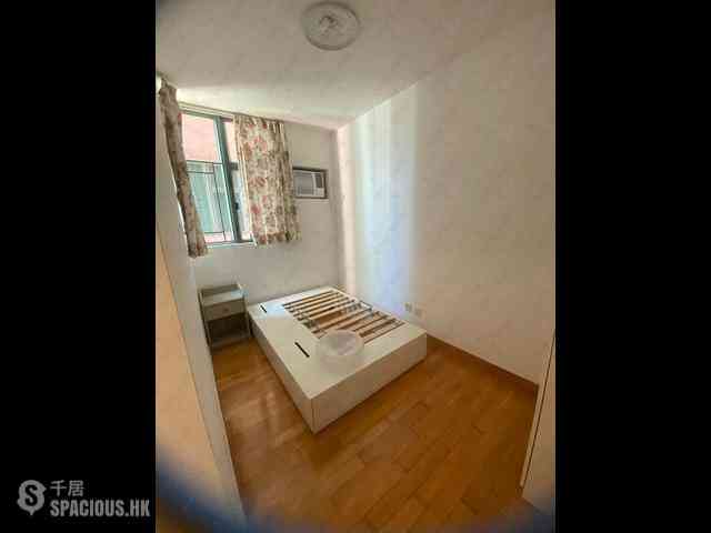 Sheung Wan - Queen's Terrace Block 2 02