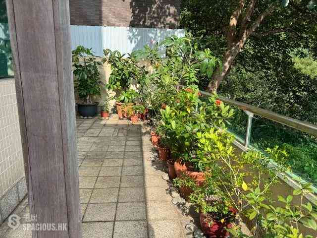 Pok Fu Lam - Regent Palisades Block 2 04