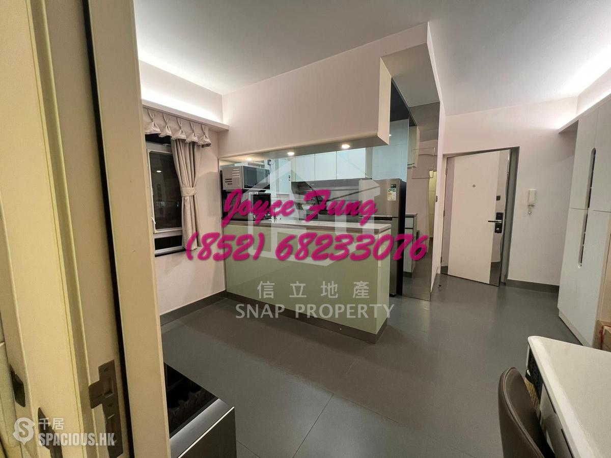 Sheung Wan - On Wing Building 01