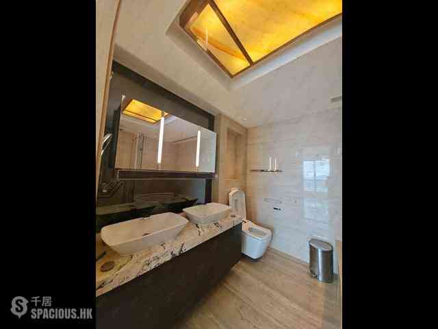 Wong Chuk Hang - Marinella Block 6 04