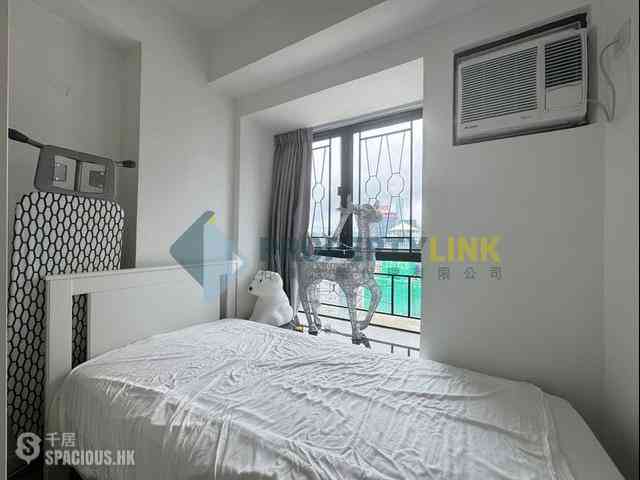 Poho - Rich View Terrace 05