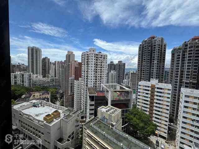 Mid Levels West - Park View Court 03