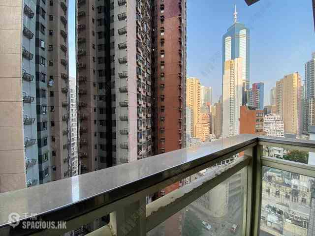 Soho - Centrestage 06