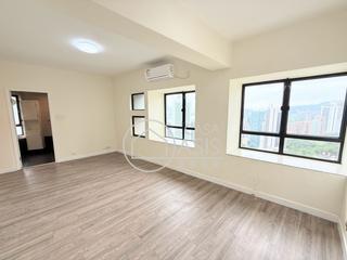 Mid Levels Central - Birchwood Place 03