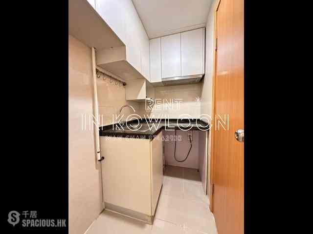 Mong Kok - 937, Canton Road 08