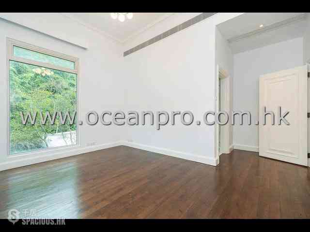 Repulse Bay - 110, Repulse Bay Road 08