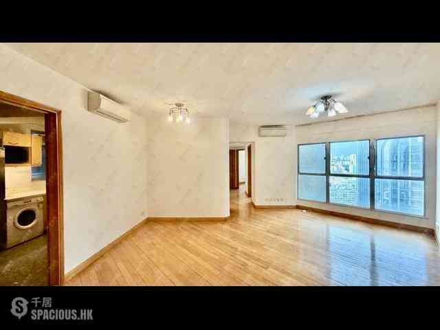 West Kowloon - The Waterfront 02