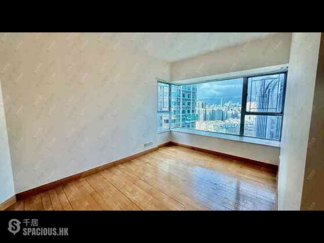 West Kowloon - The Waterfront 07