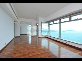 Repulse Bay - Grosvenor Place 02