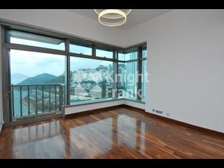 Repulse Bay - Grosvenor Place 03
