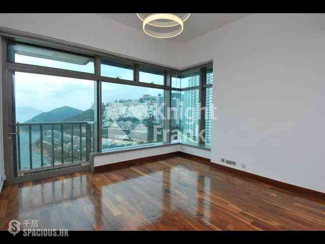 Repulse Bay - Grosvenor Place 03