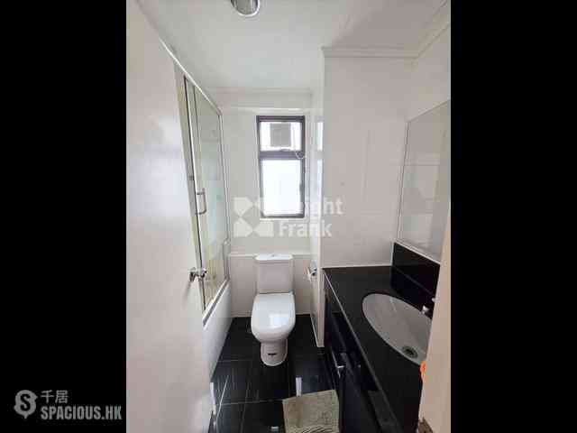 Mid Levels Central - Seymour Place 10
