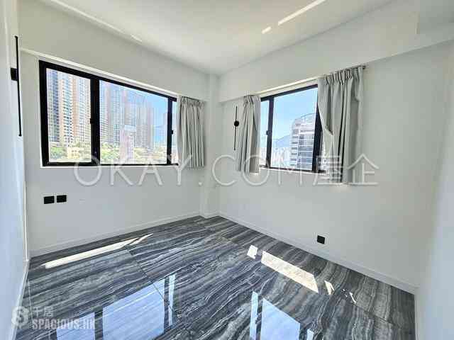 Wan Chai - Yue King Building 03