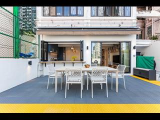 Soho - Tai Shing Building 10