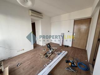 Sai Ying Pun - Island Crest 05