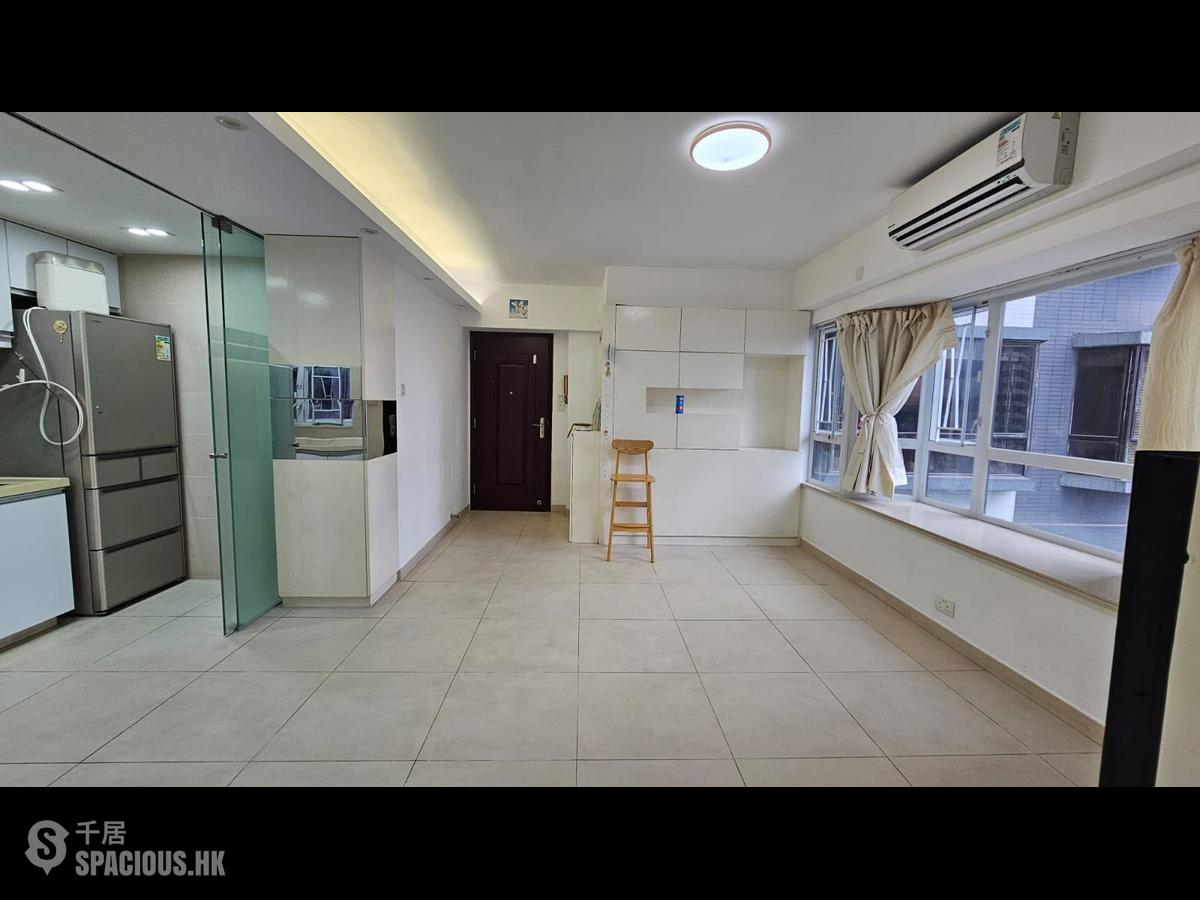 Sai Ying Pun - Kwong Fung Terrace 01
