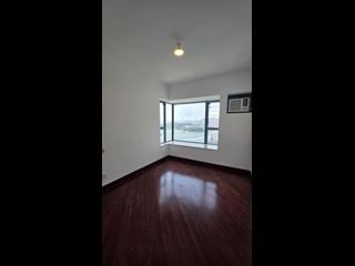 Tai Kok Tsui - The Long Beach Tower 8 03
