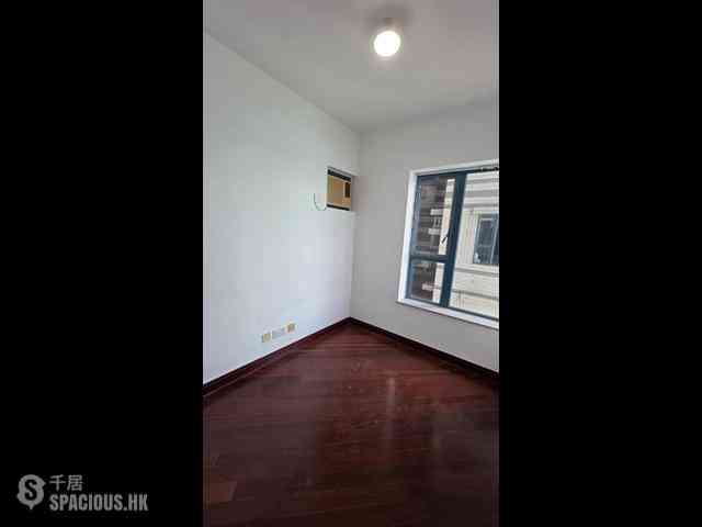 Tai Kok Tsui - The Long Beach Tower 8 04