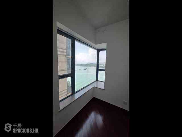 Tai Kok Tsui - The Long Beach Tower 8 05