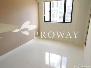 Wan Chai - Yue King Building 08