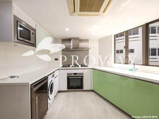 Pok Fu Lam - Villa Cecil Phase 2 10
